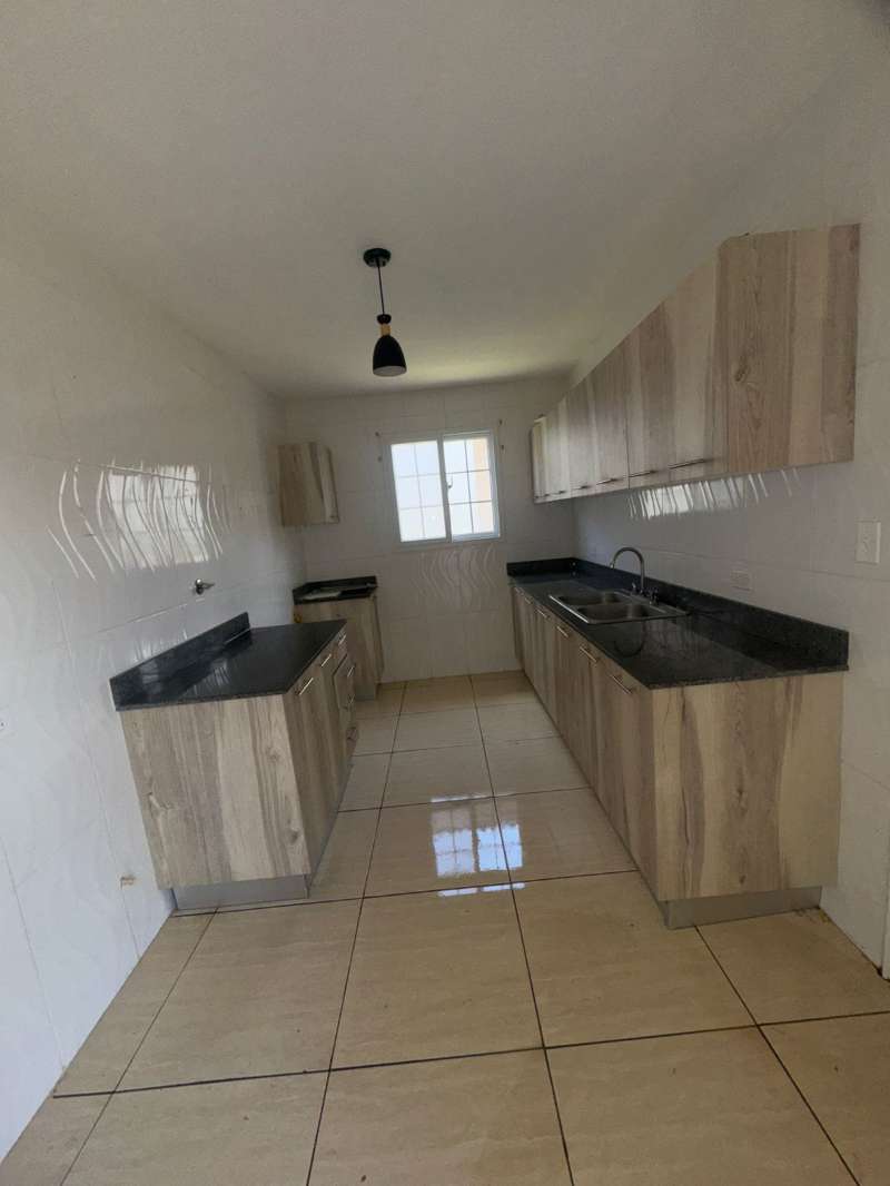 Residencial Colinas del Oeste